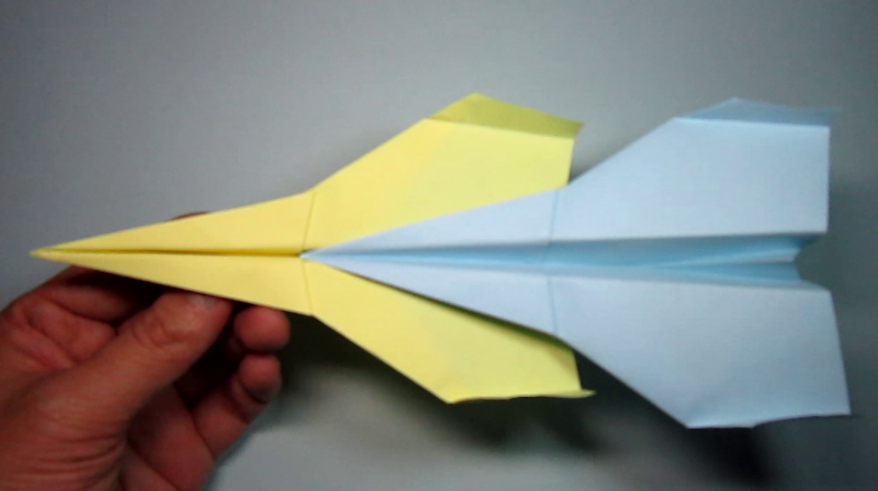 Square origami airplane (100 folding methods for square origami)